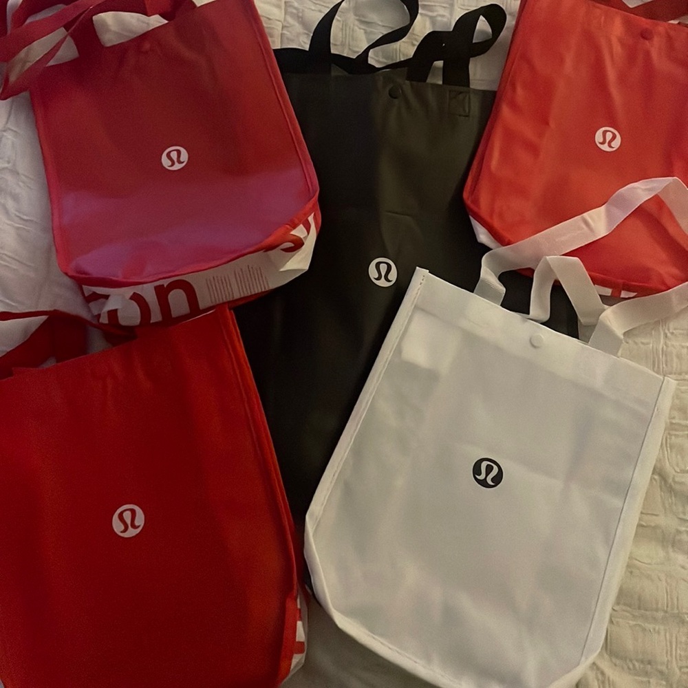 Bundle of 5 Lululemon Reusable Bags